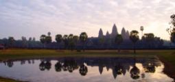 2015 - Angkor Wat, sencillamente colosal! Photo by Jeff Wiener