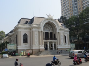 Vistas al teatro municipal de Ho Chi Minh City.